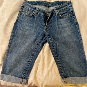 Bermuda jeans